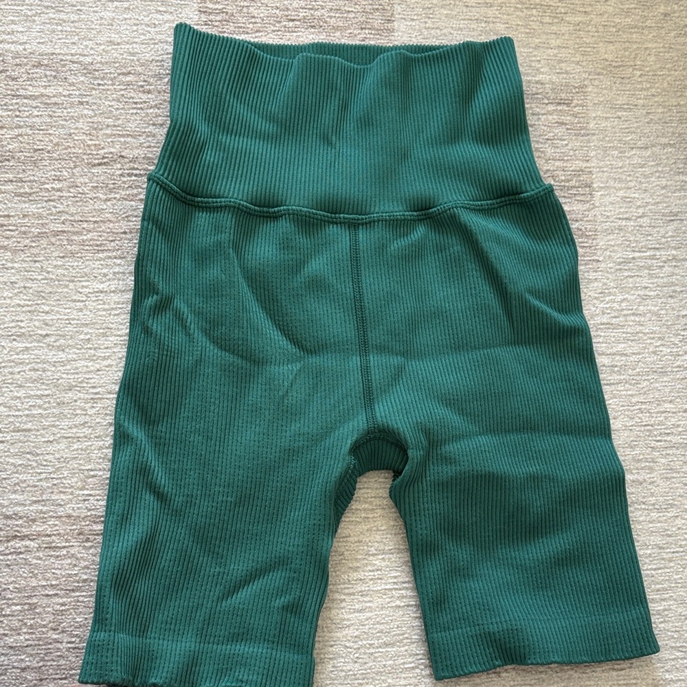 GAP Green Ribbed Bike Shorts